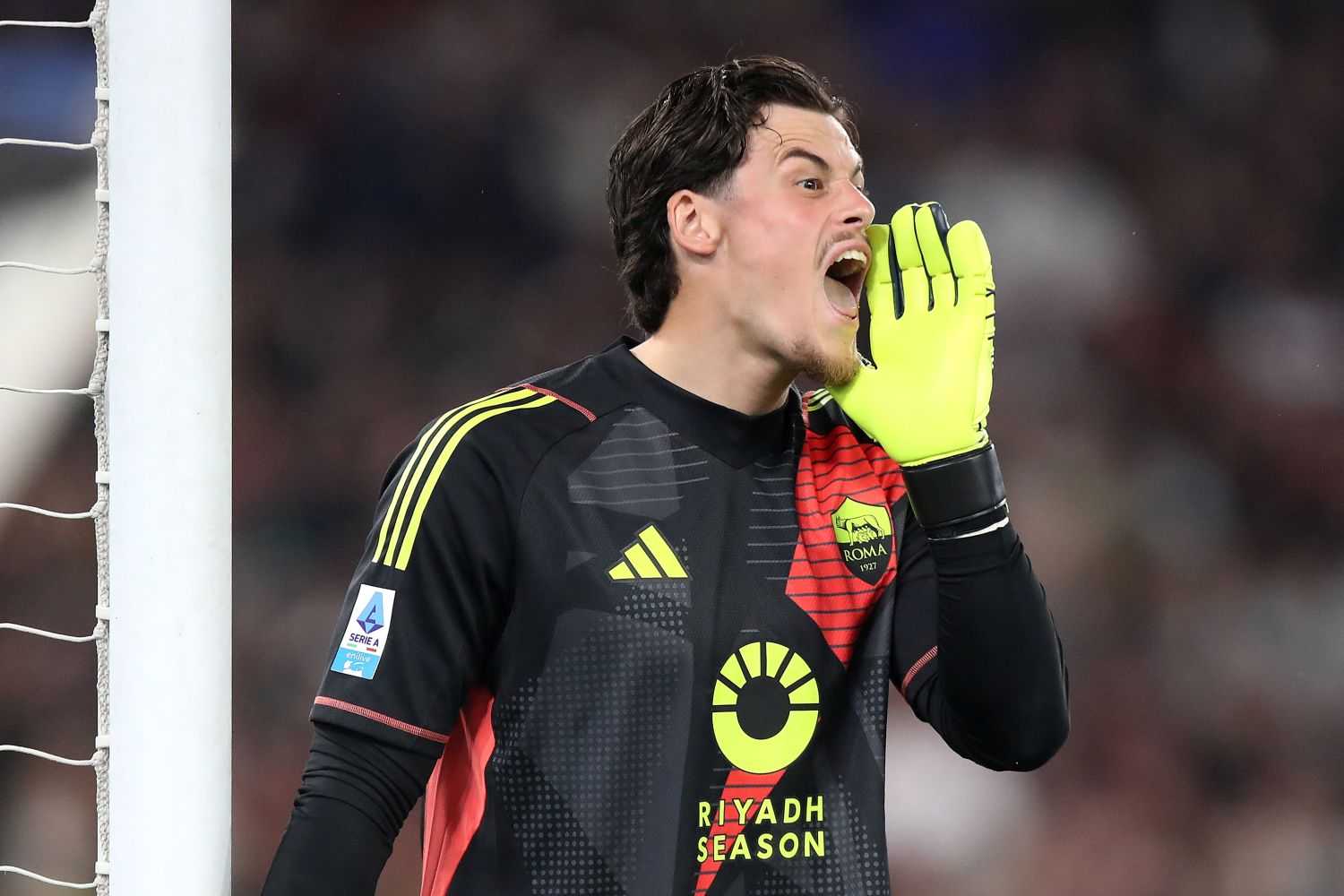 Roma, intrigo Svilar: cosa sta succedendo, le voci sul Milan